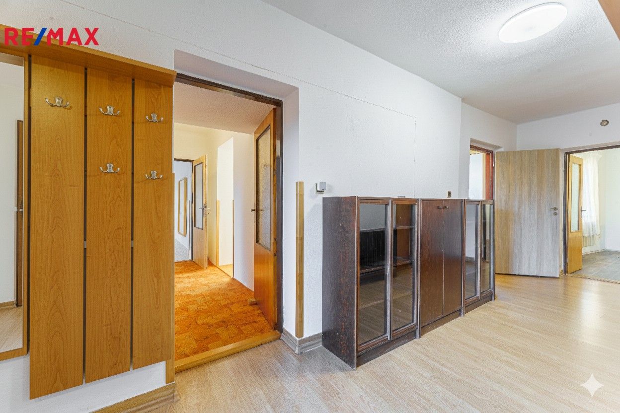 Prodej rodinný dům - Lazec, Příbram, 208 m²