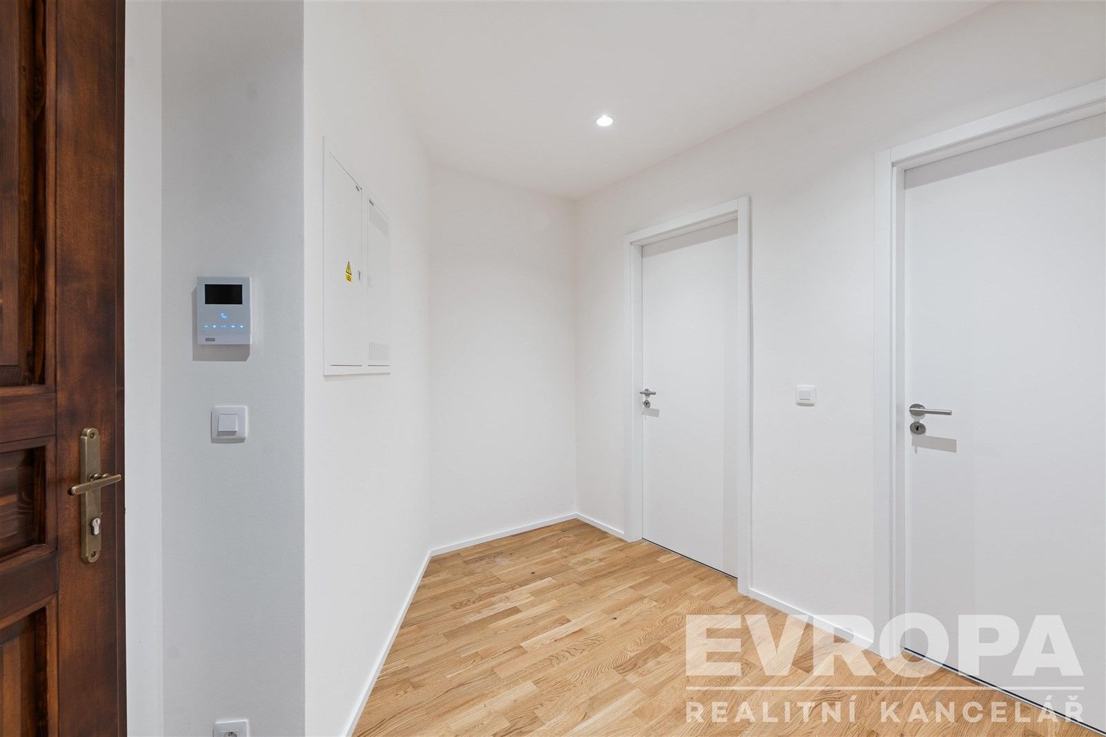 Pronájem byt 2+kk - Magistrů 128, Praha Michle, 50 m² - 5