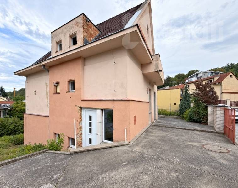 Rodinný dům · 260 m² · V domcích 459, Praha Liboc - 3