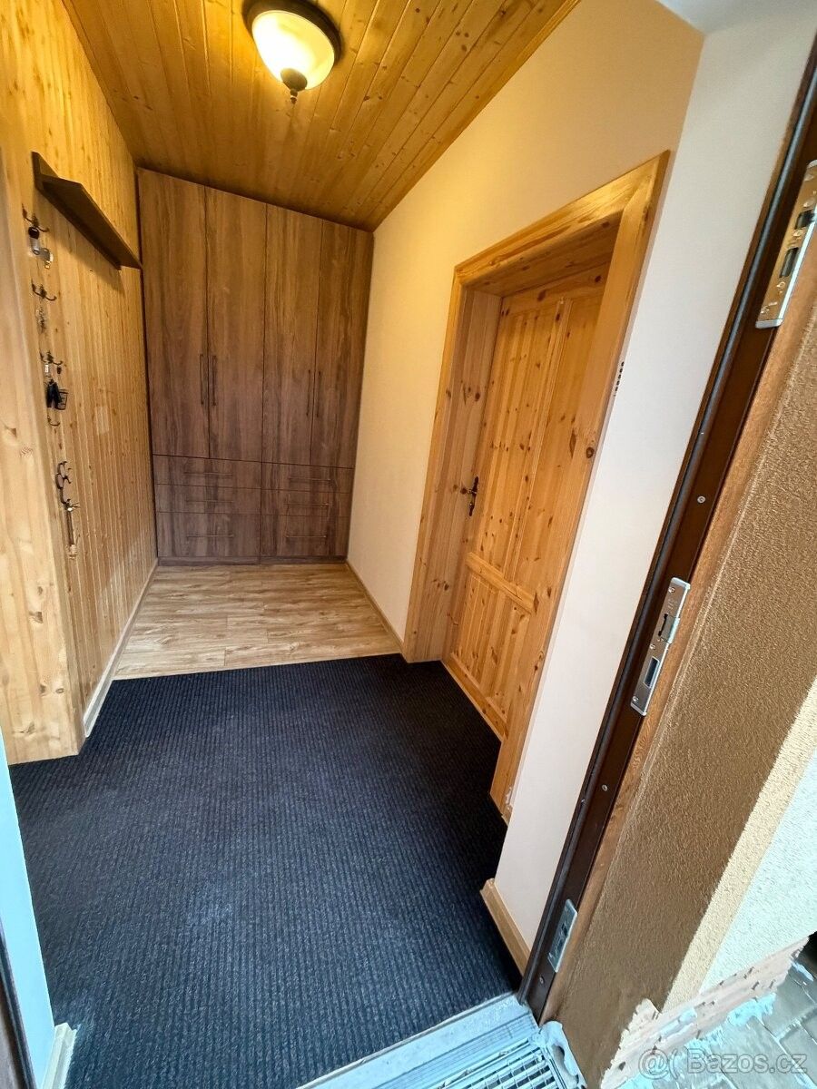 Prodej rodinný dům - Nová Role, 362 25