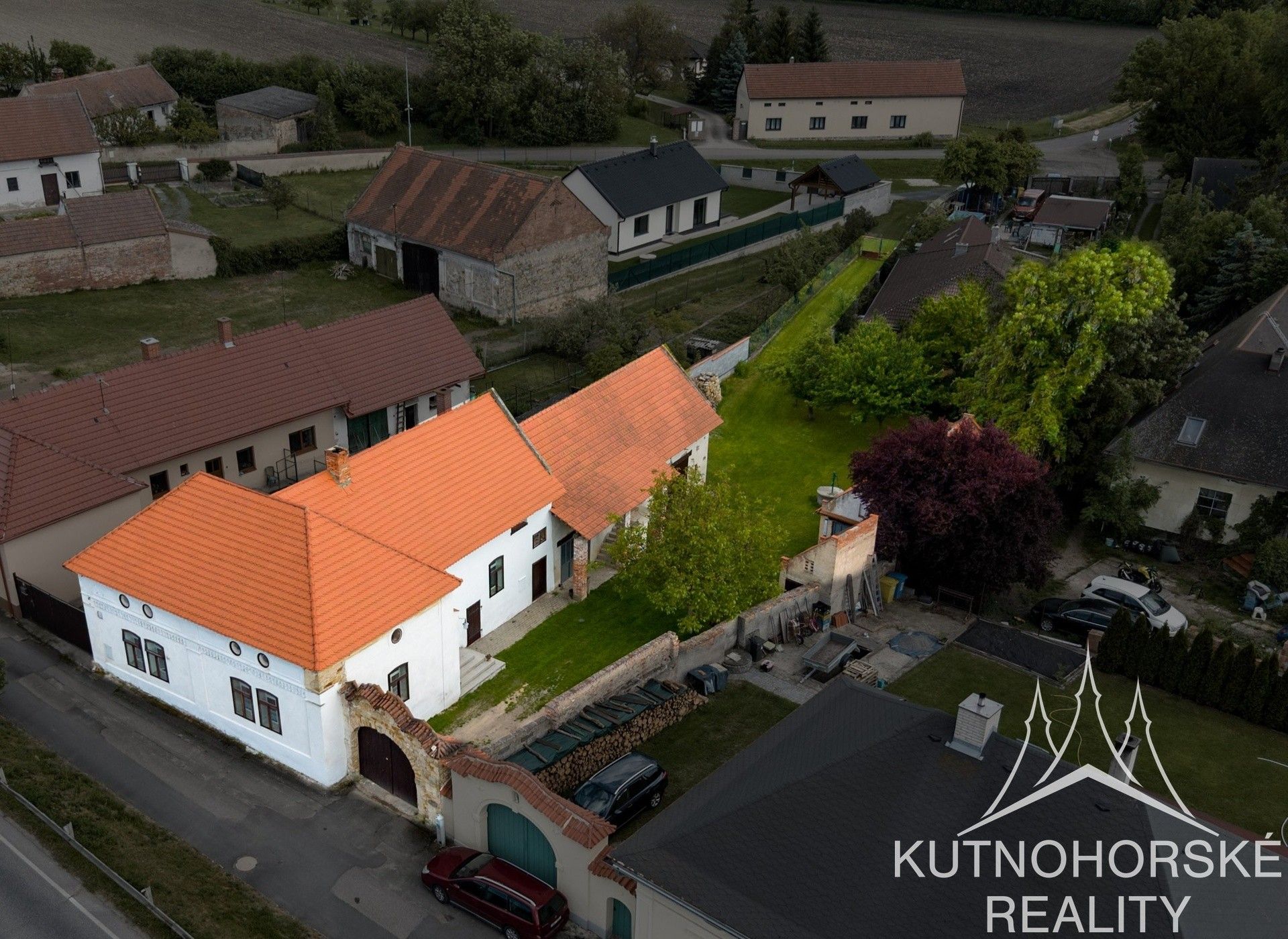 Chalupy, Velenka, 414 m² - 1