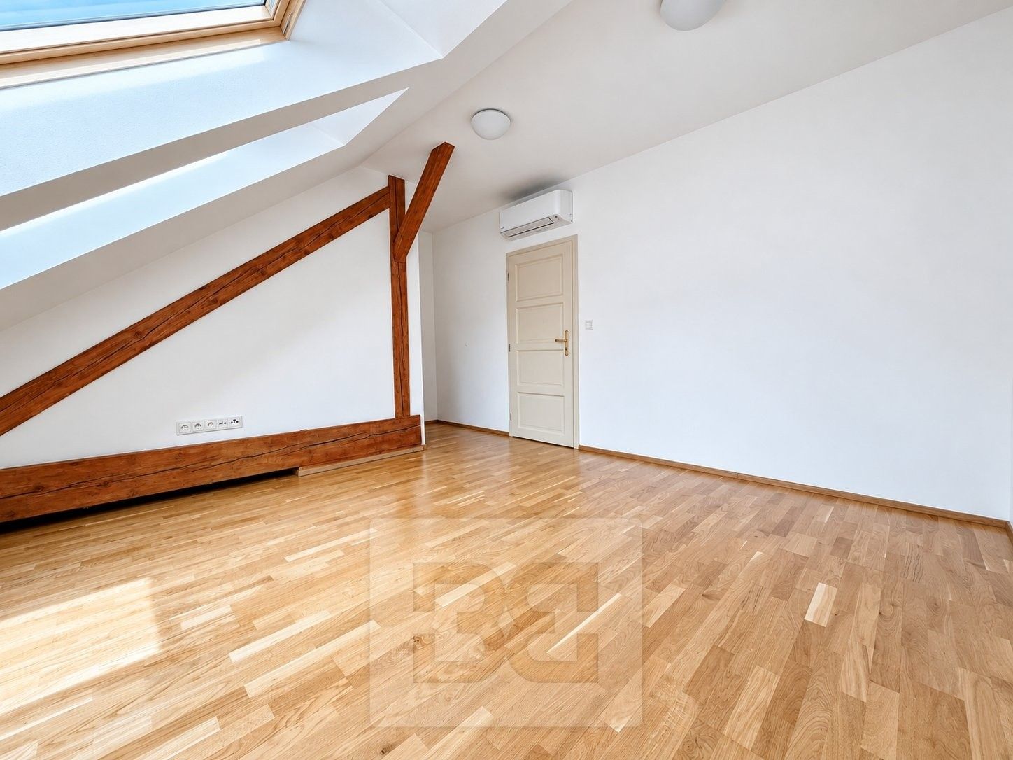 Byt 2+kk · 72 m² · Mlynářská, Praha Nové Město - 3