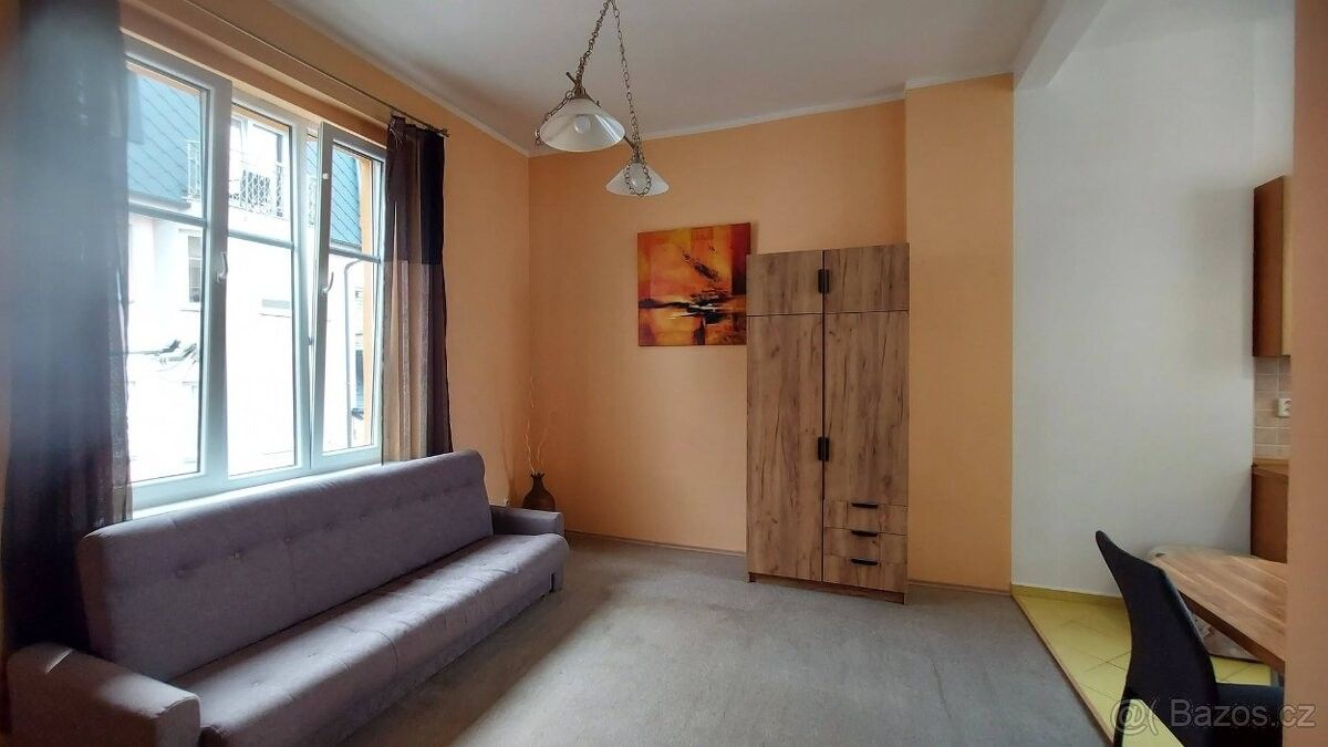 Byty, Karlovy Vary, 360 01 - 2