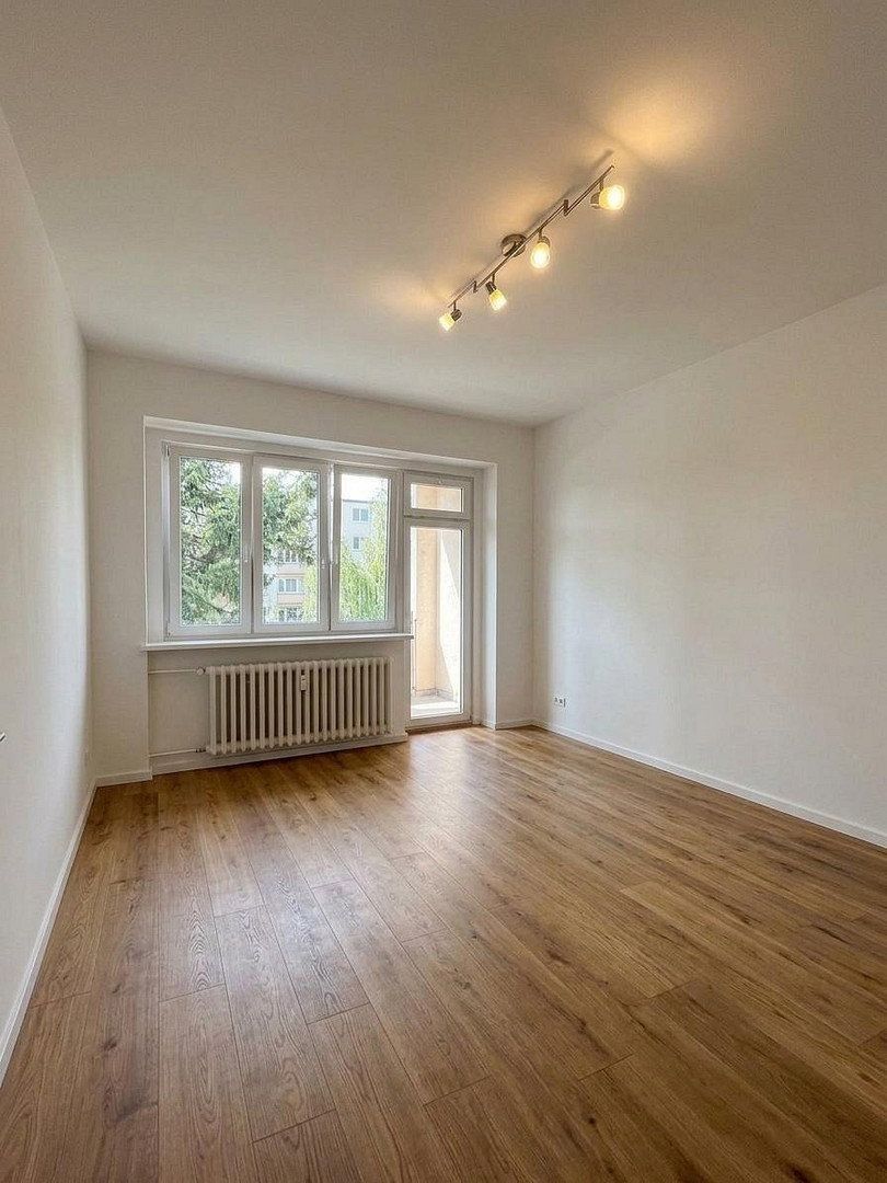 2+1, Mörchinger Str. Berlin Zehlendorf Brandenburg 14169, 57 m² - 1