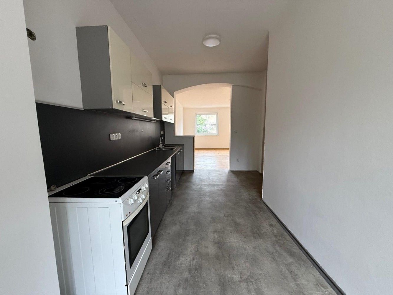 Prodej rodinný dům - Mostecká, Jirkov, okres Chomutov, 280 m² - 5