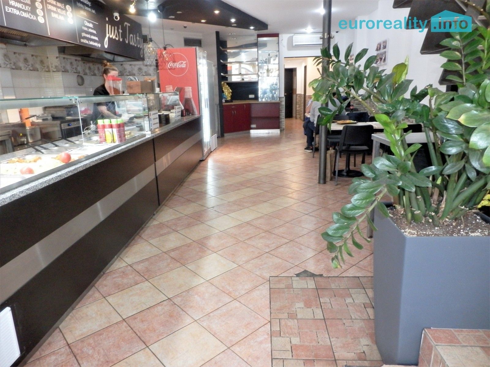 Restaurace, Budějovická, Praha, 200 m²