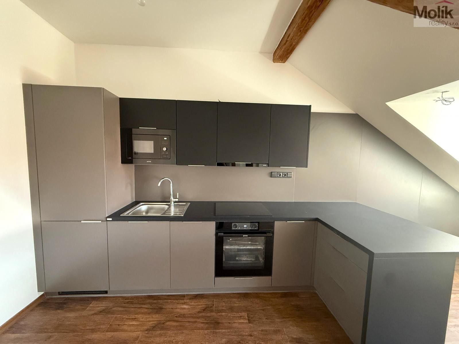 2+kk, 28. října, Chomutov, 72 m² - 2