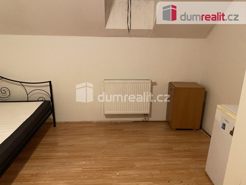 1+kk, Zenklova, Praha, 15 m²