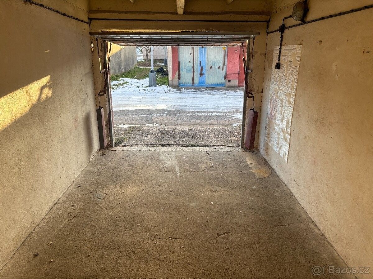 Pronájem garáž - Kolín, 280 02