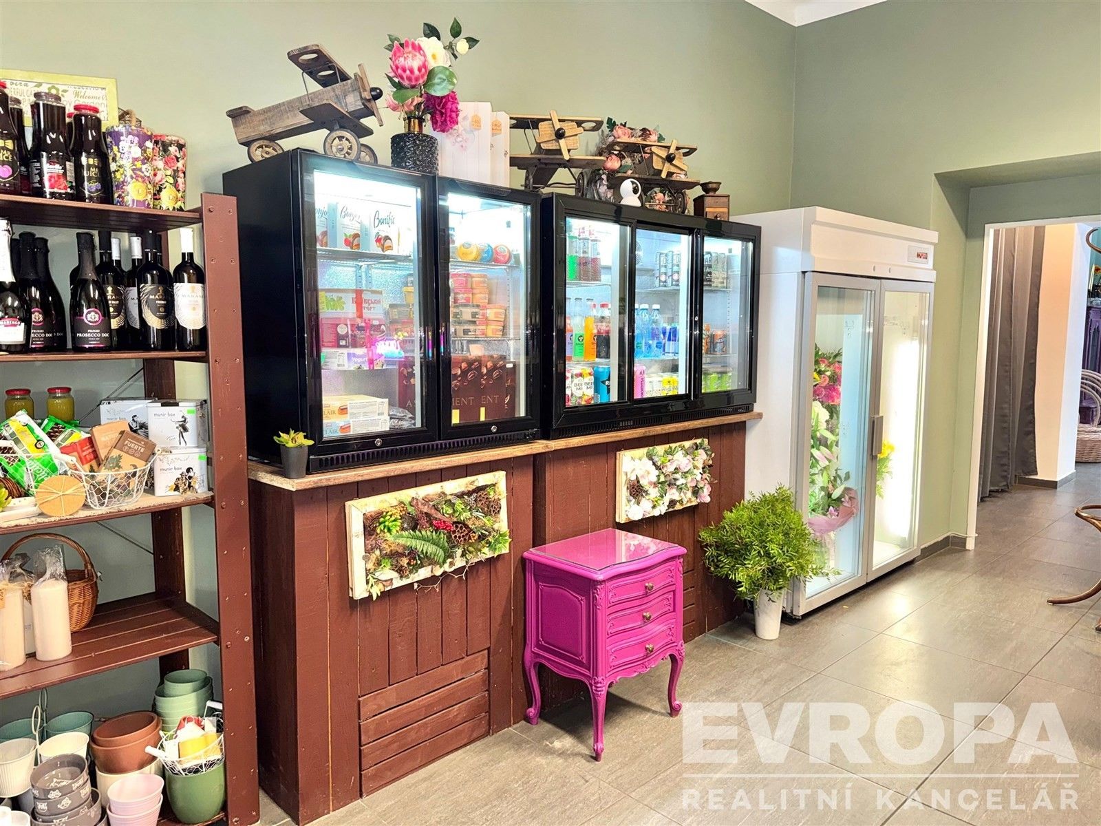 Obchodní prostory · 56 m² · Libická  , Praha Vinohrady - 3