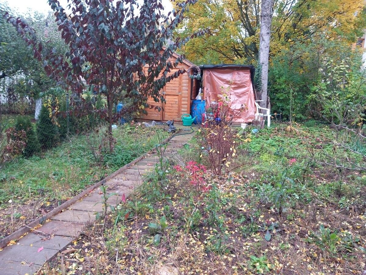 Prodej chata - Praha, 160 00