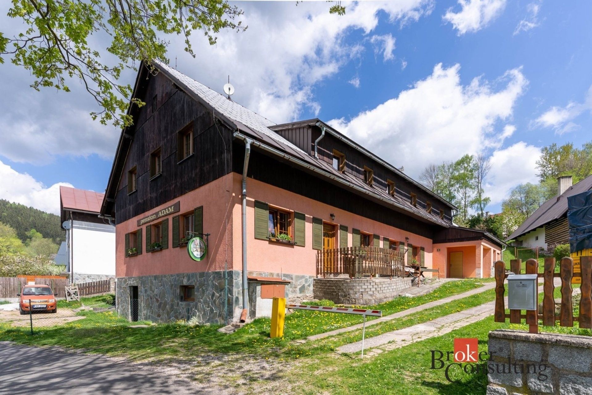 Ubytovací zařízení, 620 m²