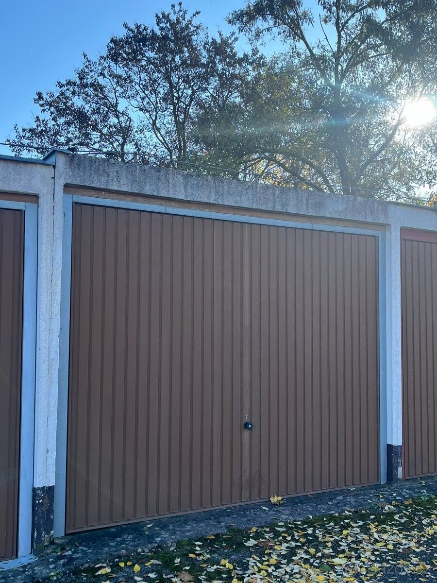 Garáže, Dobruška, 518 01