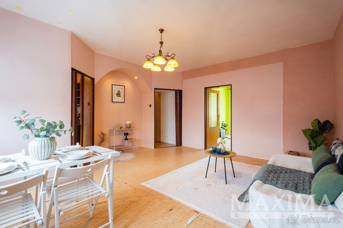 Prodej byt - Dolní Břežany, 252 41