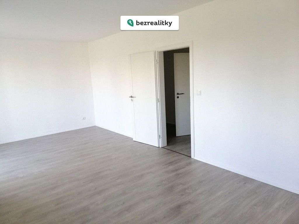 Prodej byt 2+kk - Armádní, Milovice - Mladá, okres Nymburk, 57 m² - 5