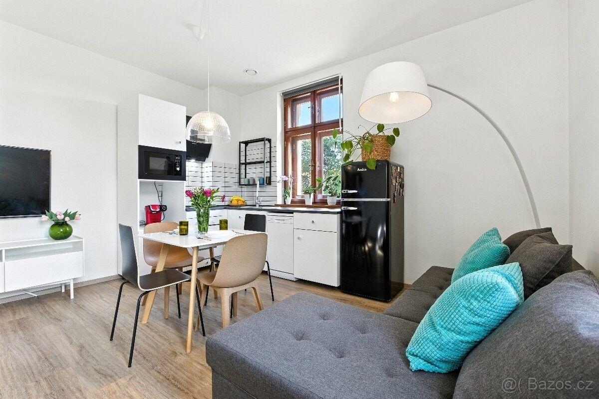 Prodej byt - Lázně Bělohrad, 507 81