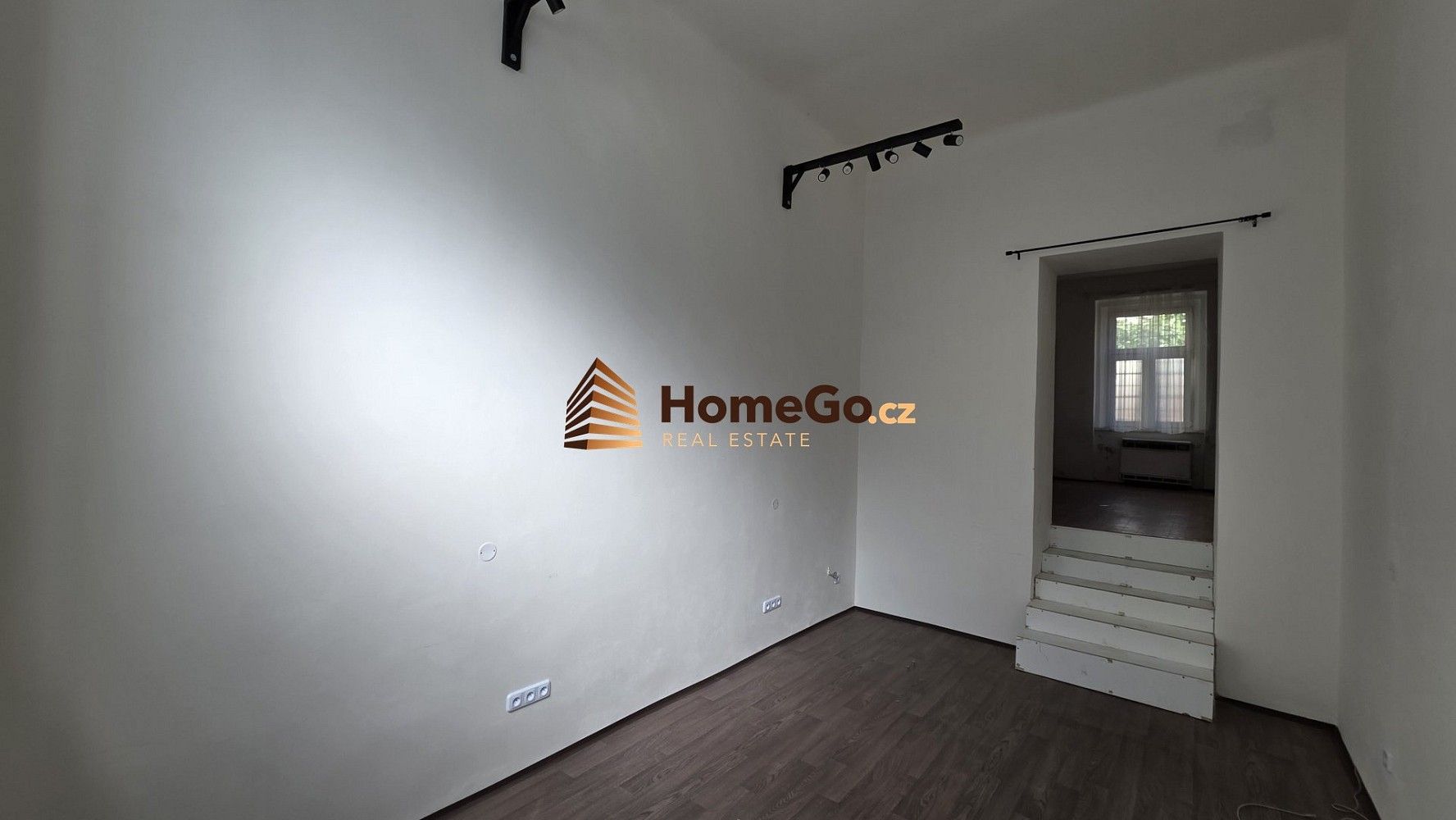 Obchodní prostory · 30 m² · Praha - Vršovice, okres Praha 10, Hlavní město Praha - 3