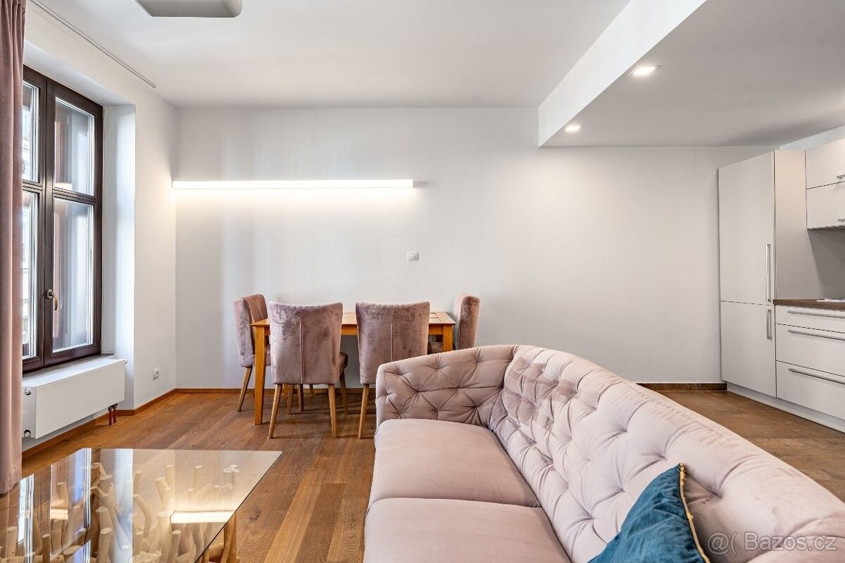 Pronájem byt - Příbor, 742 58