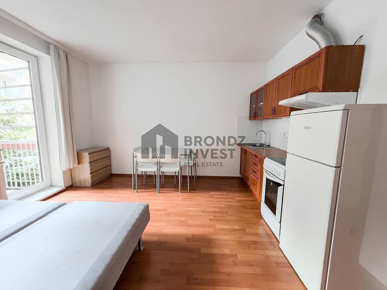 Byt 1+kk · 26 m² · Praha - Kyje, okres Praha 14, Hlavní město Praha - 4