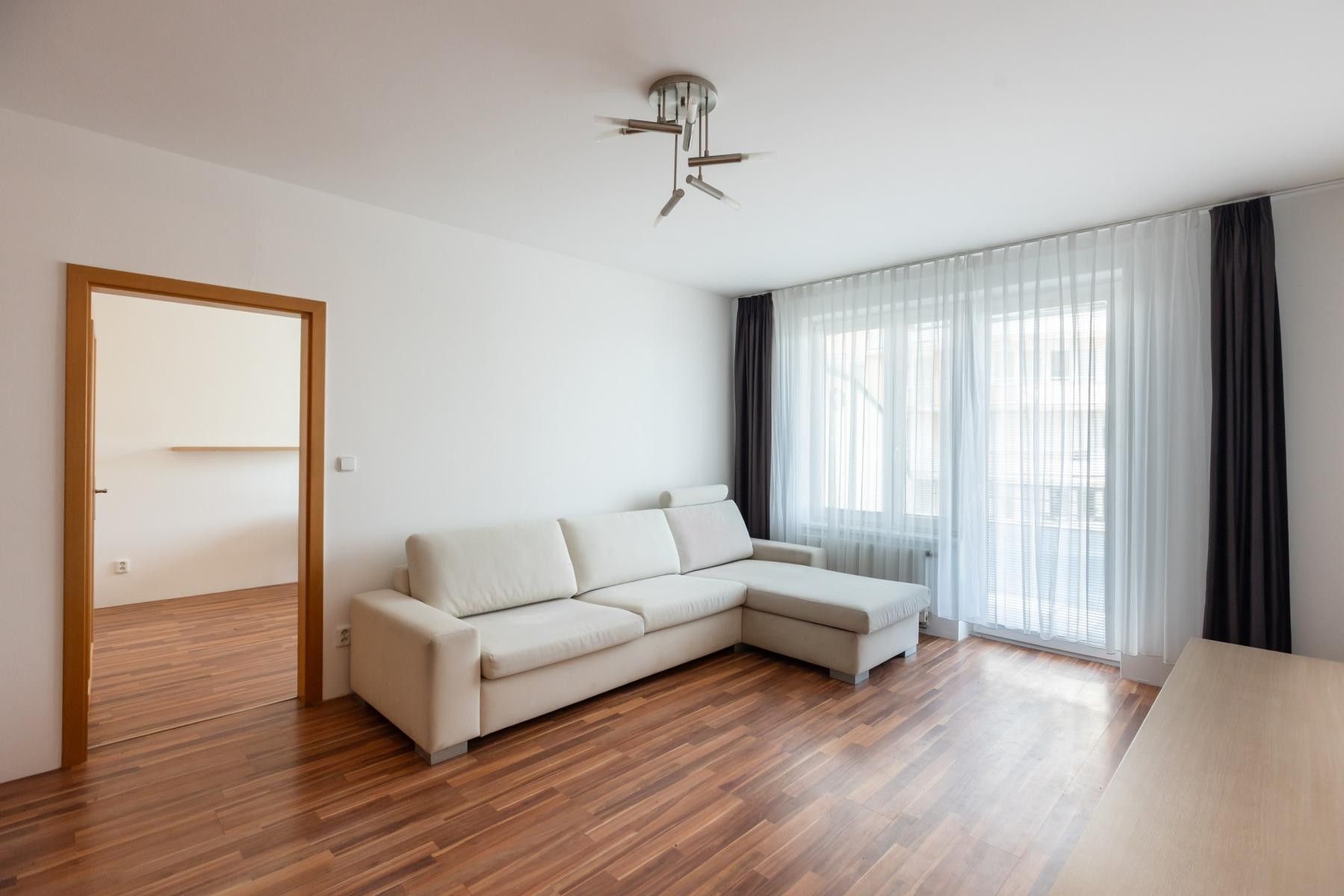 3+kk, Sluneční náměstí, Praha, 82 m² - 2