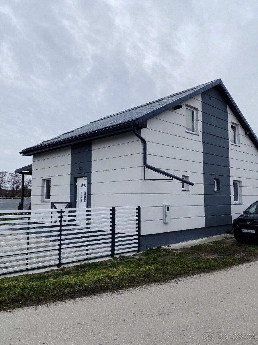 Prodej rodinný dům - 987 66, Zahraničí