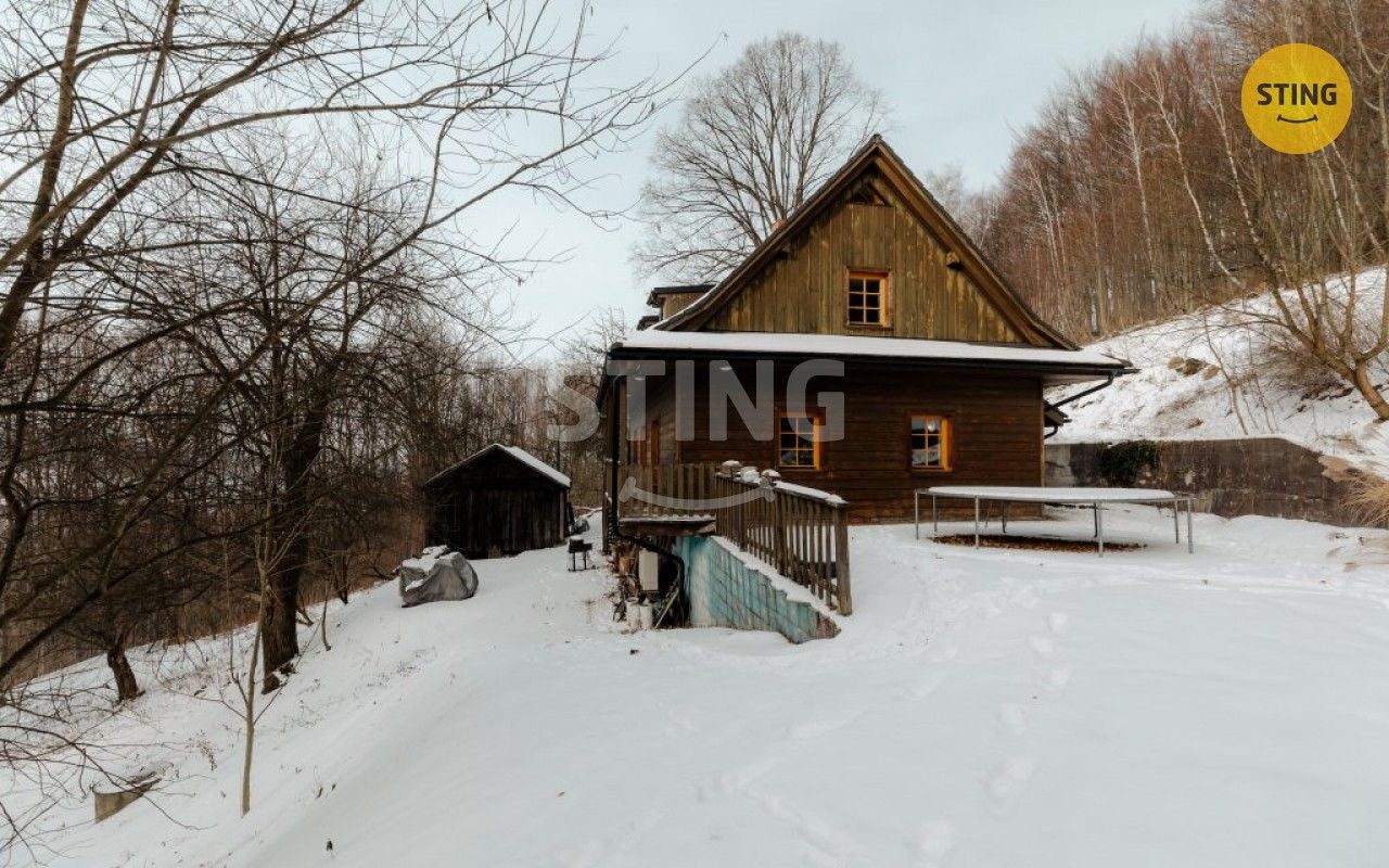 Rodinné domy, Bystřice, 294 m²