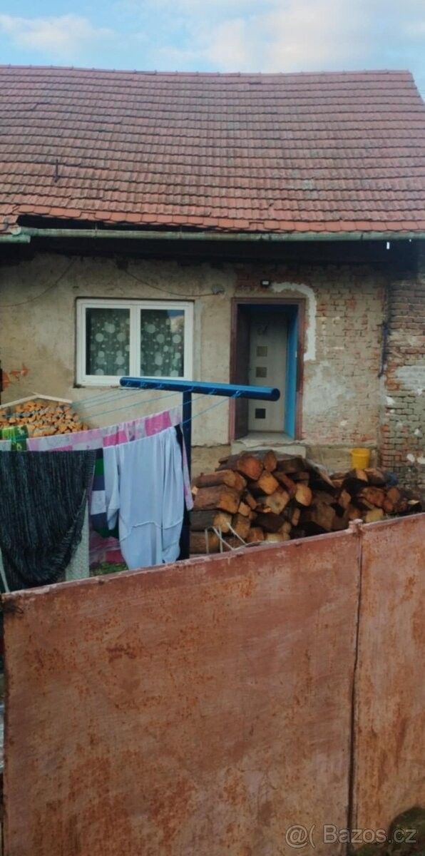 Prodej rodinný dům - Hrochův Týnec, 538 62