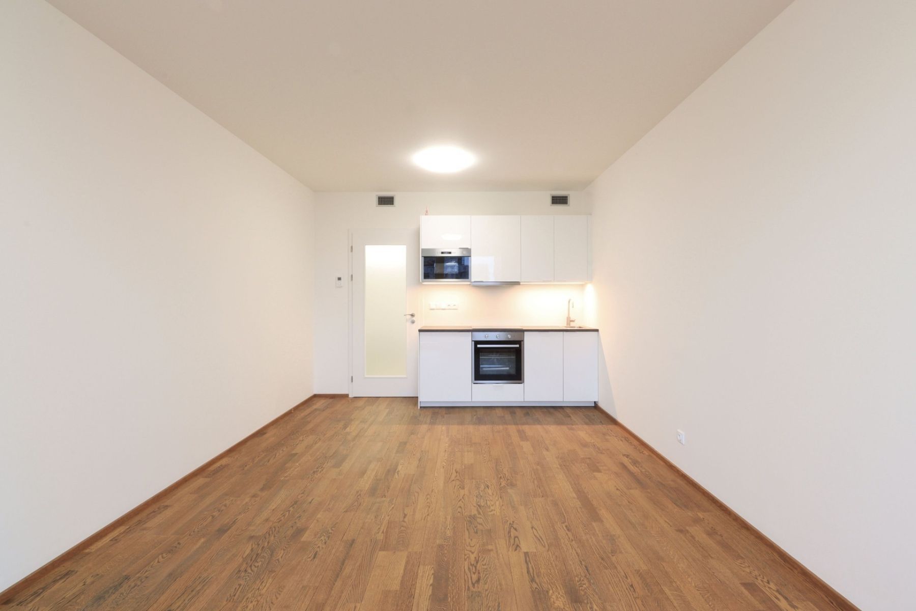 1+kk, Smržových, Praha - Vysočany, 35 m² - 1