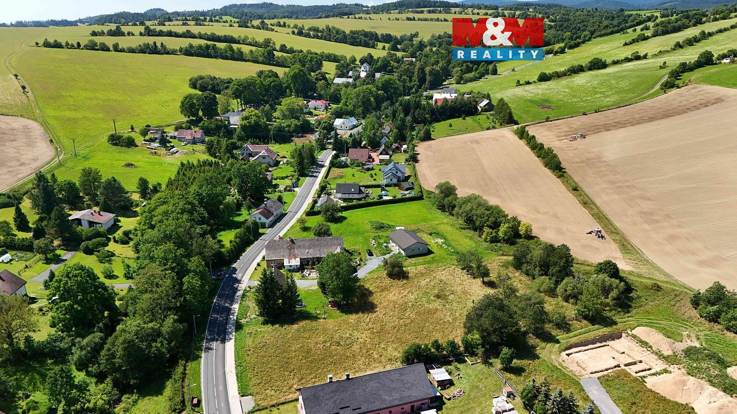 Pozemek pro bydlení, 1 423 m²