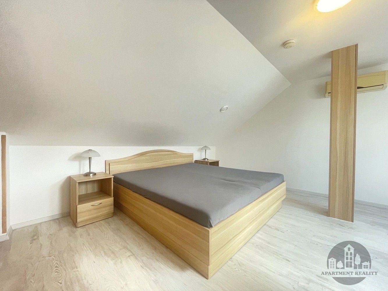 3+kk, Praha - Smíchov, okres Praha 5, Hlavní město Praha, 70 m² - 1