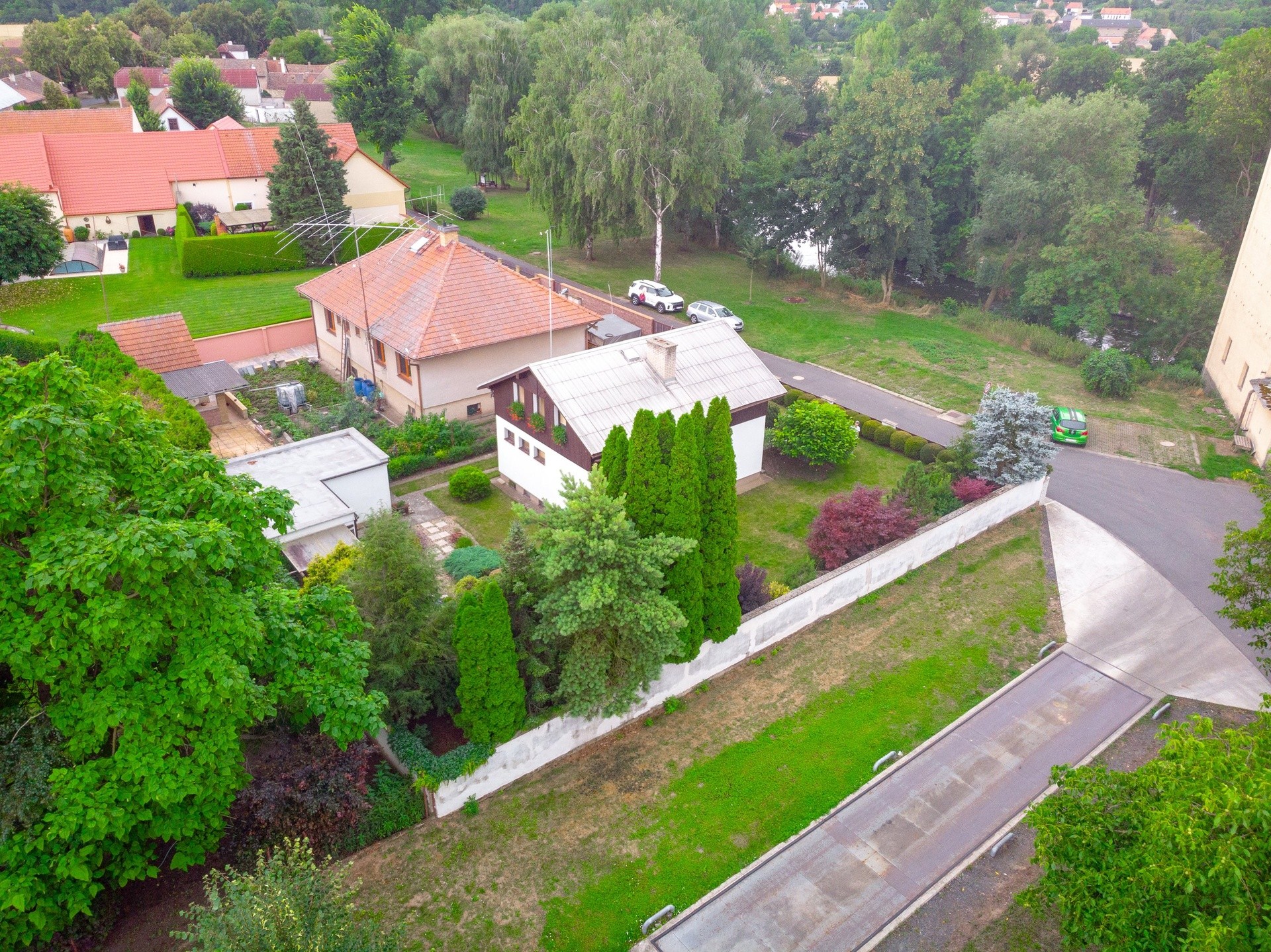 Prodej rodinný dům - Křesín, 151 m² - 5