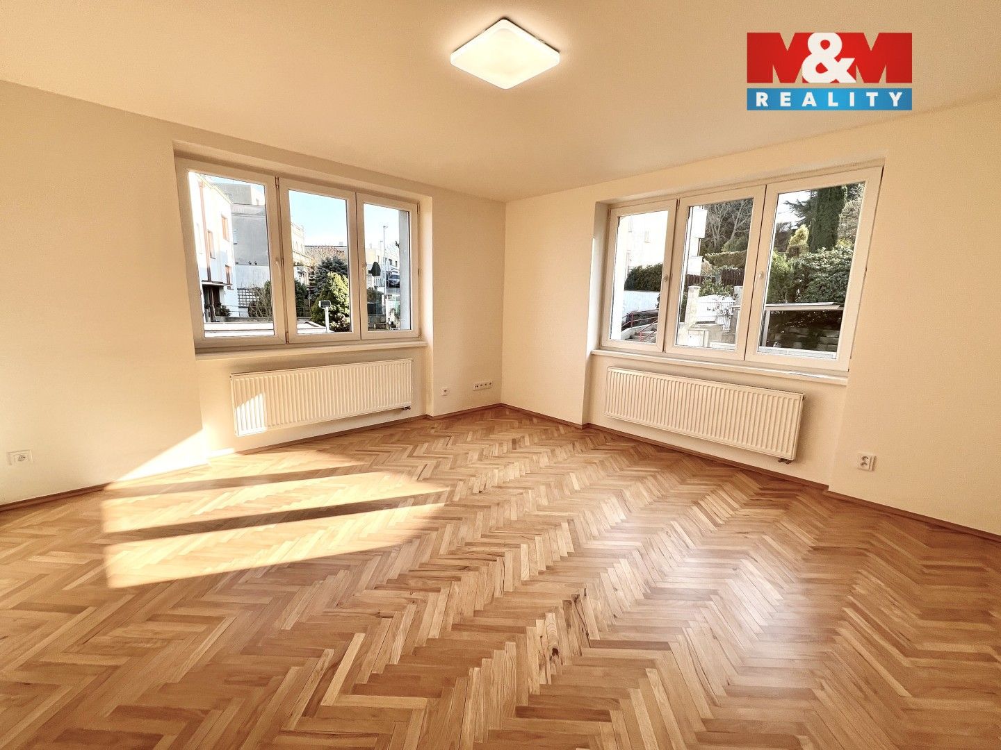 Pronájem byt 2+1 - Franty Kocourka, Praha, 55 m²