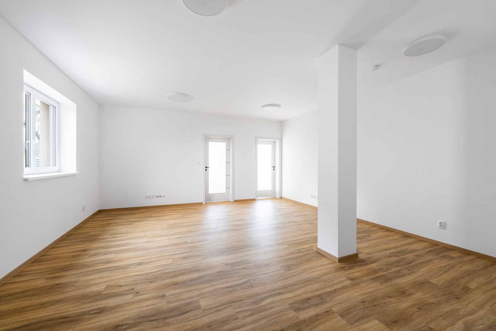 Kanceláře, U Trati, Karlovy Vary, 91 m²