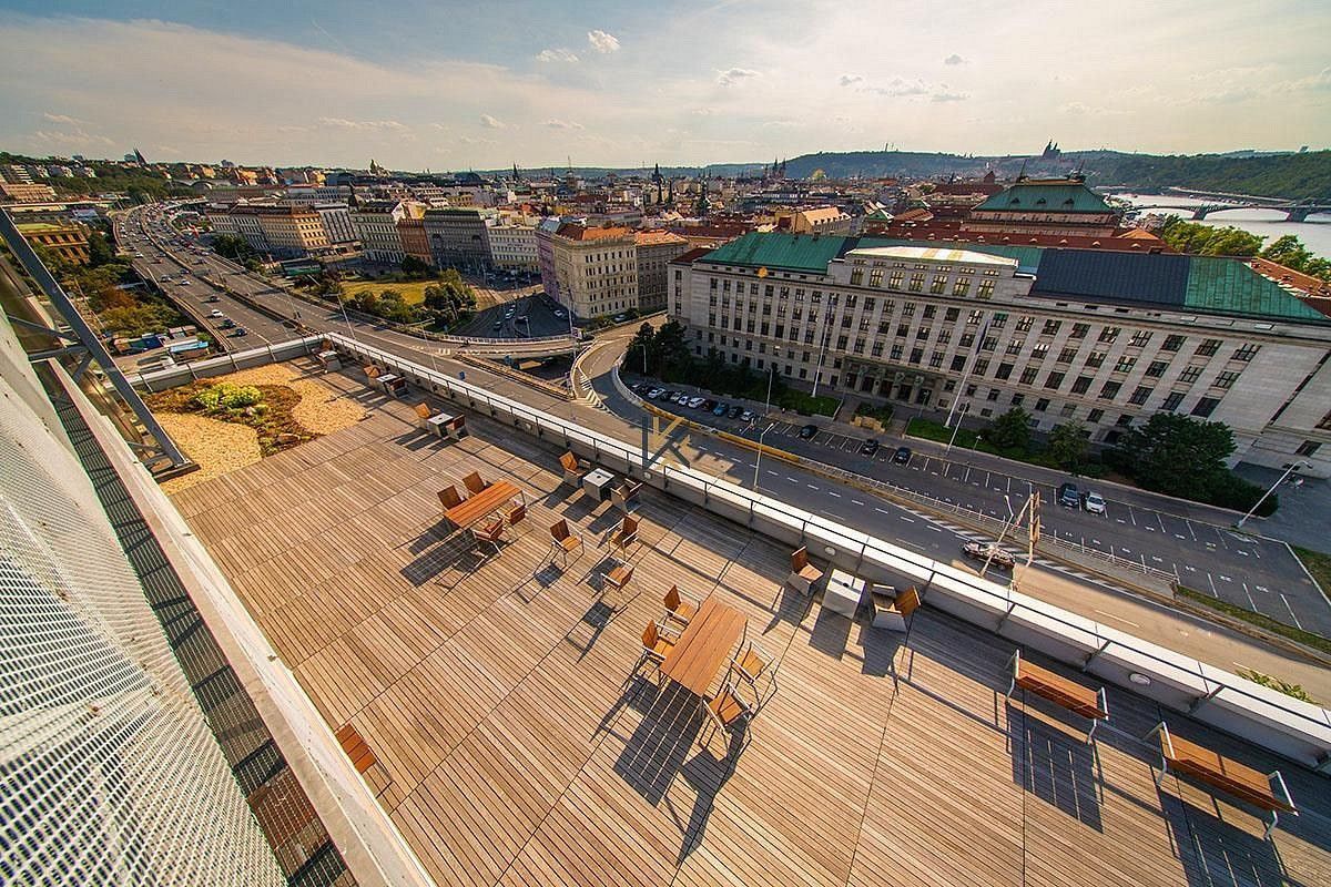 Kancelář · 1 330 m² · Praha - Karlín, okres Praha 8, Hlavní město Praha - 4