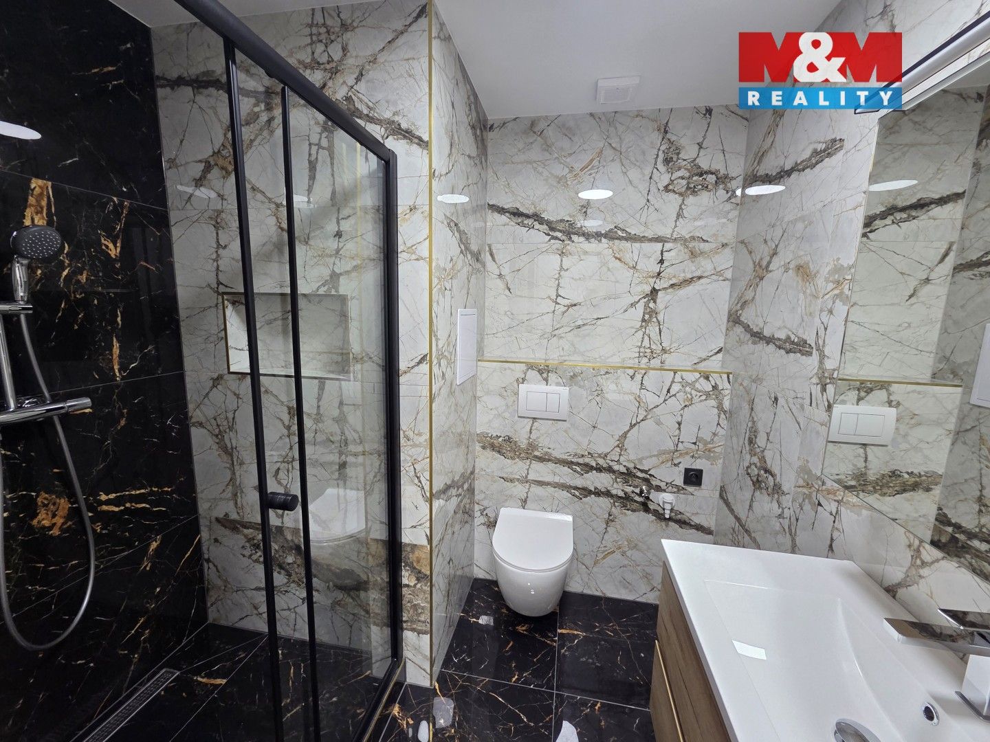 Prodej byt 2+kk - Křivenická, Praha, 44 m²