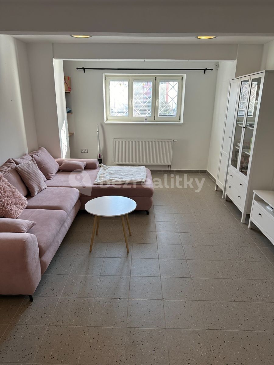 1+1, Mirovická, Praha - Kobylisy, 40 m² - 2