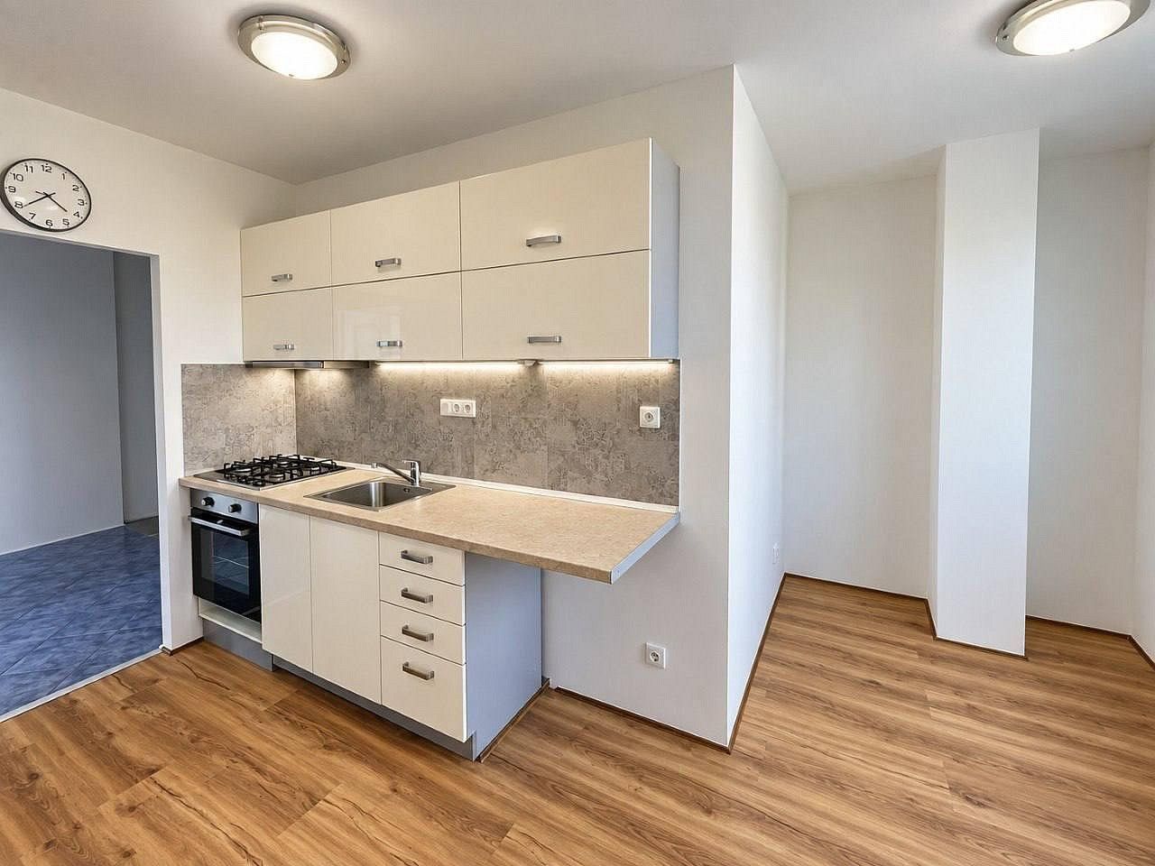 Pronájem byt 3+1 - Olbramovická, Praha 4 - Kamýk, 67 m² - 5