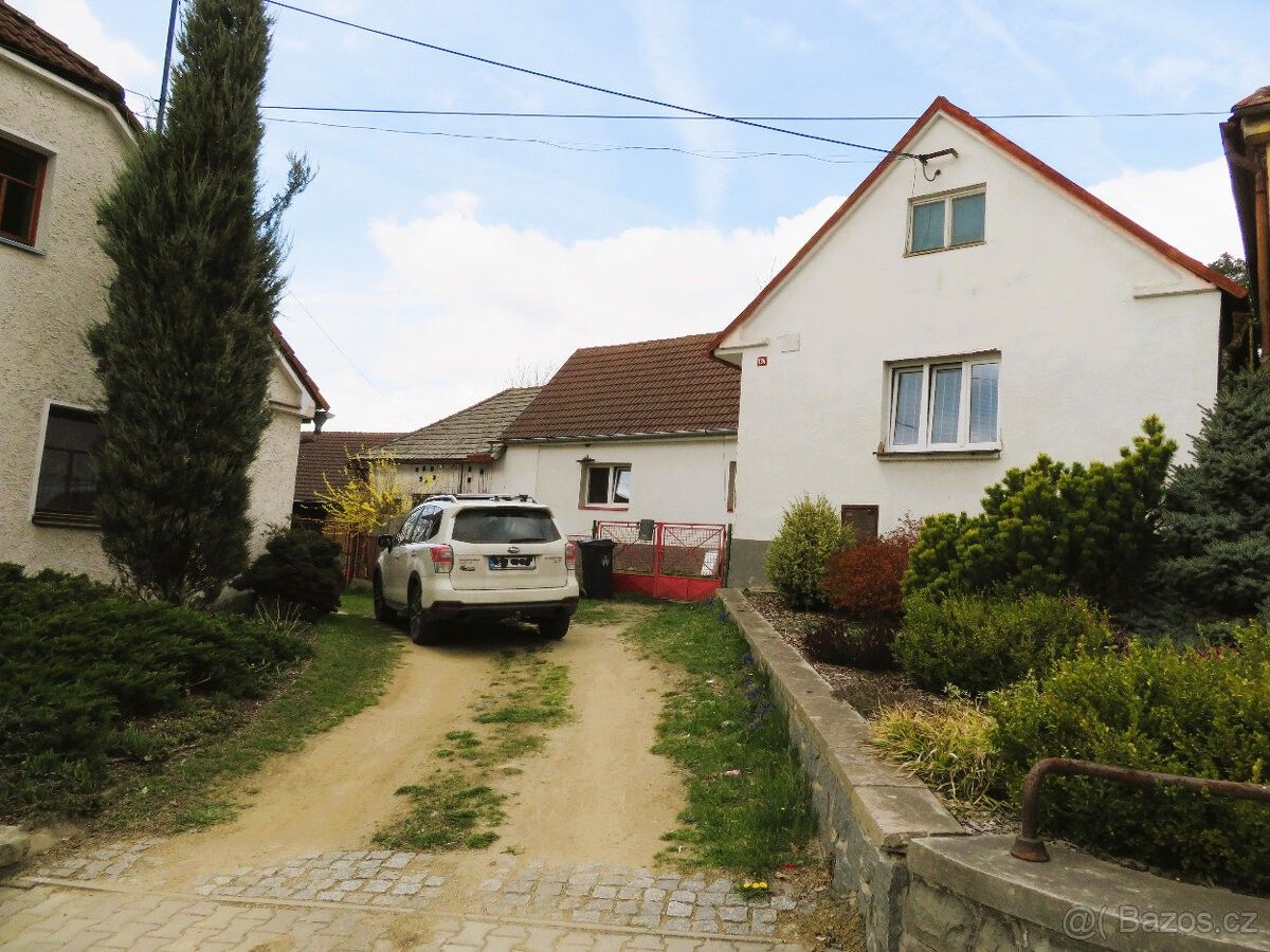 Rodinné domy, Divišov, 257 26