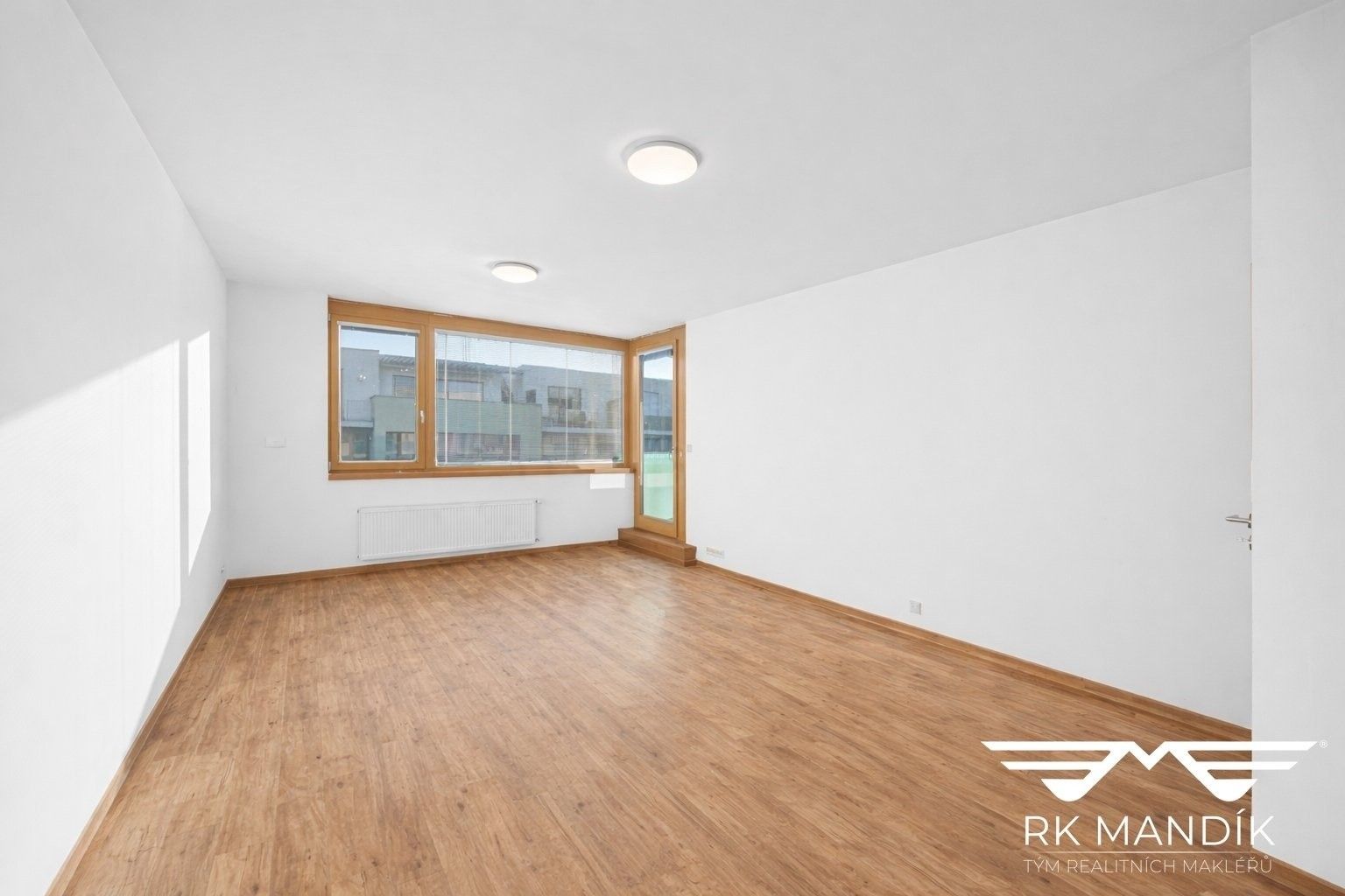 Pronájem byt 2+kk - Břežánecká, Praha, 61 m²