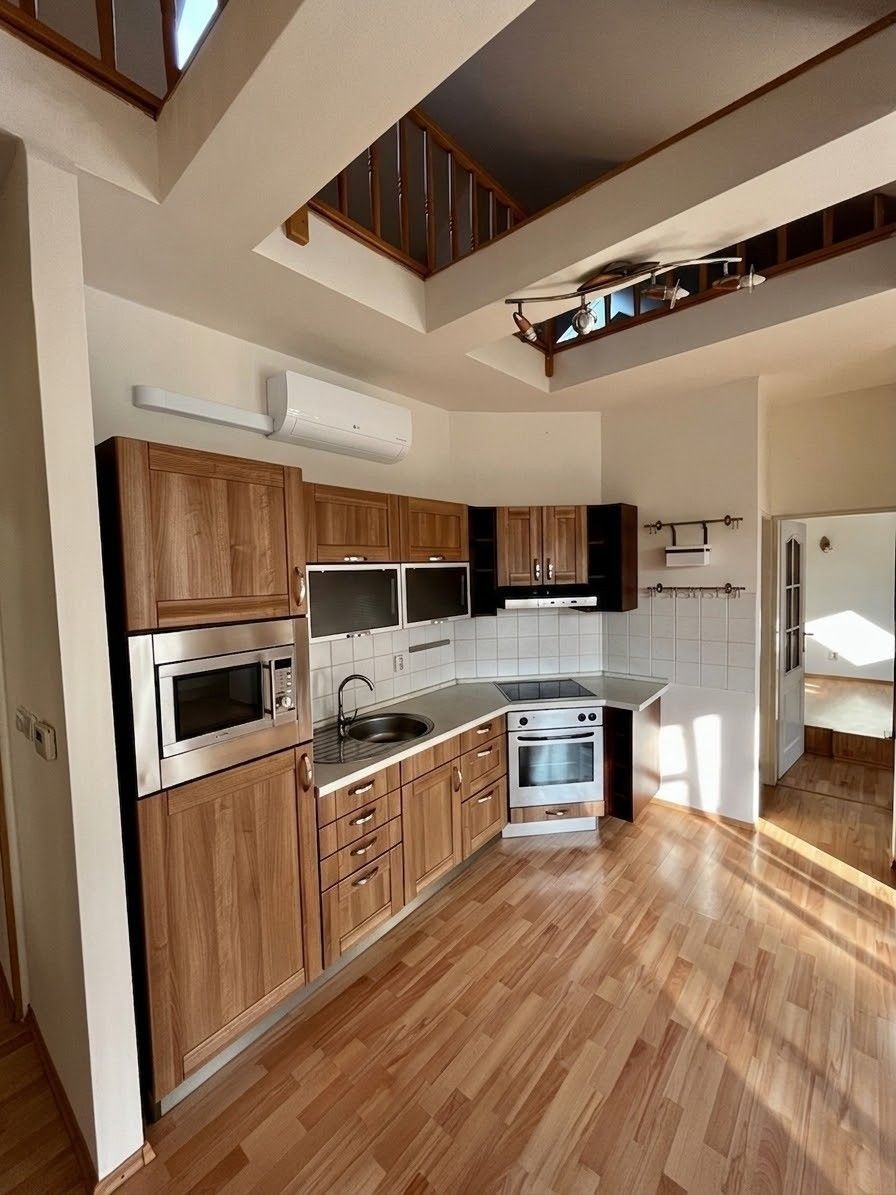 Byt 2+kk · 52 m² · Kováků, Praha - Smíchov - 3