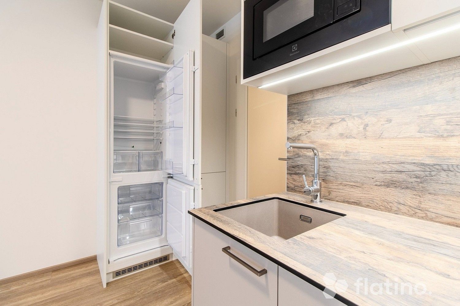 Prodej byt 1+kk - Praha - Hloubětín, okres Praha 9, Hlavní město Praha, 32 m² - 5
