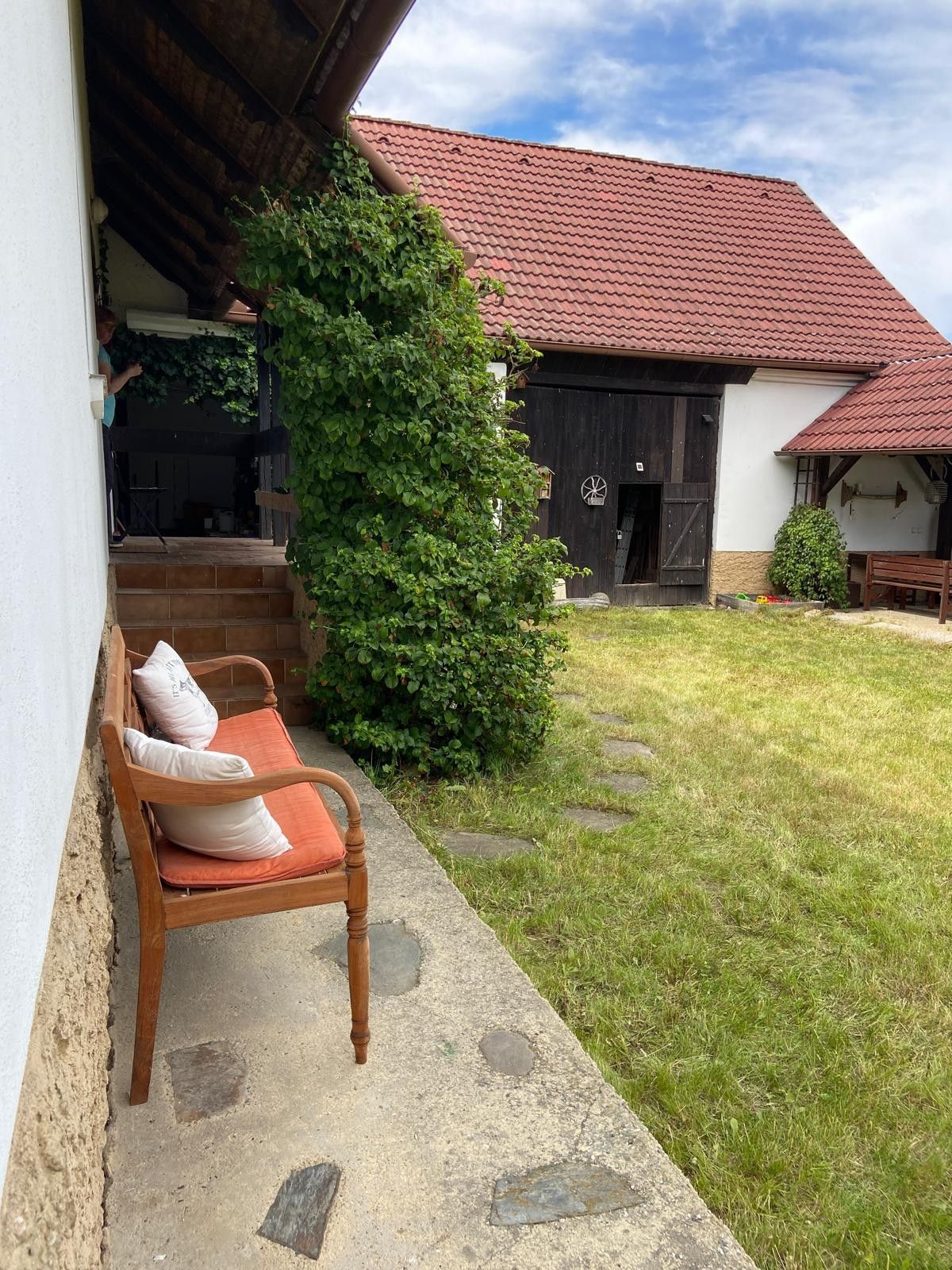 Prodej rodinný dům - Lašovice, 217 m² - 5