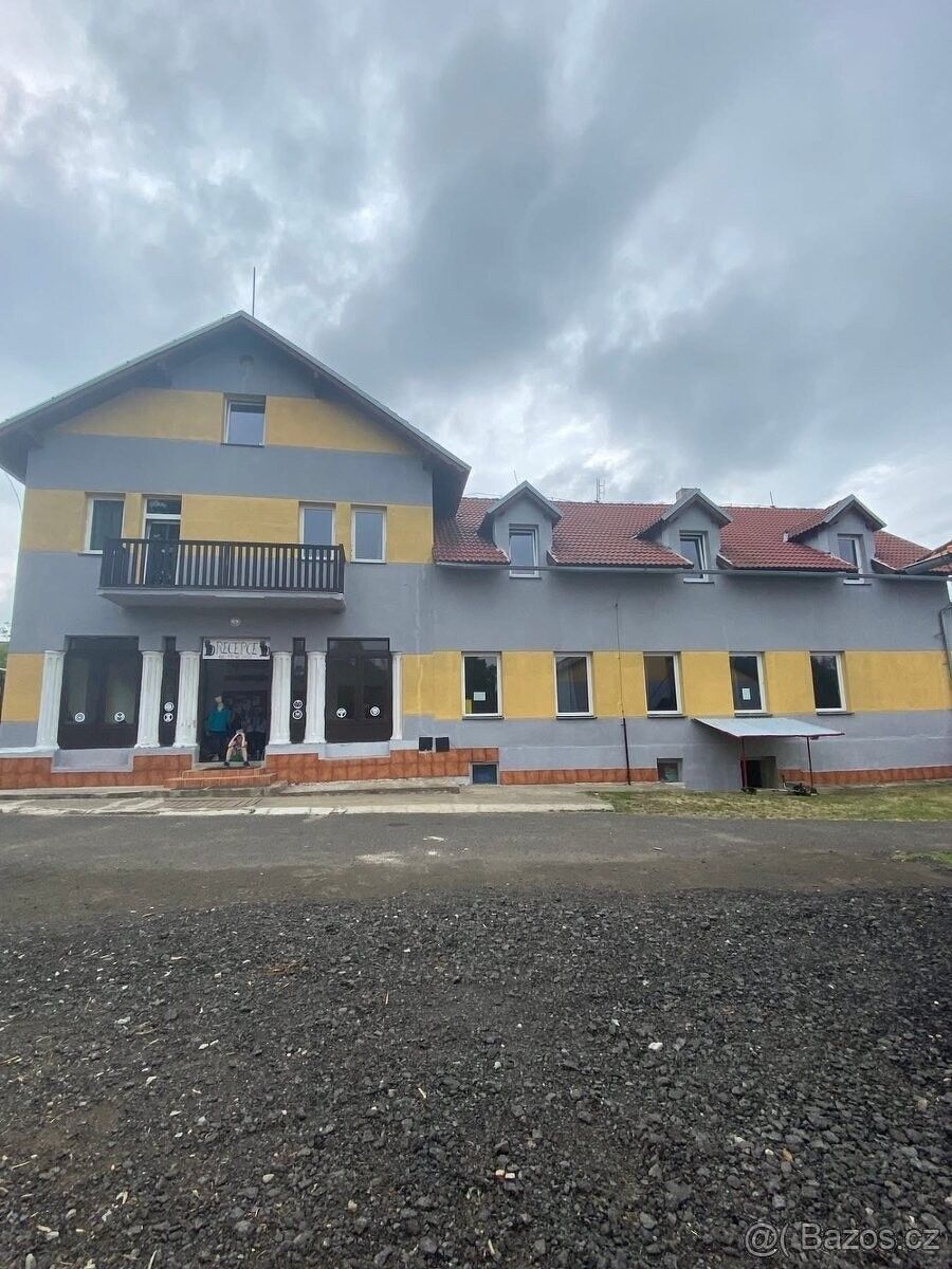 Restaurace, Úštěk, 411 45 - 2