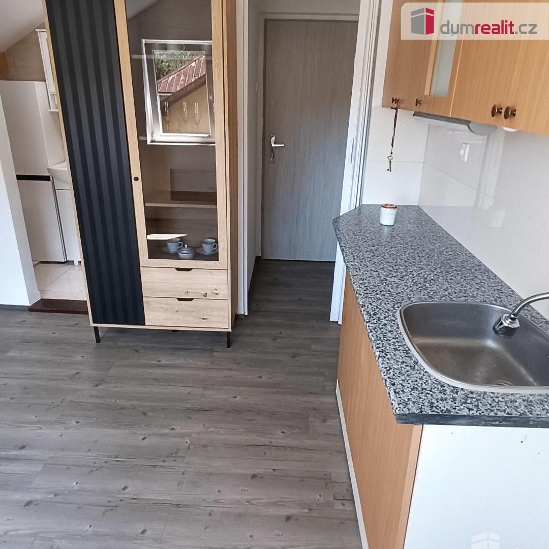 1+kk, Nádražní, Benešov nad Ploučnicí, 18 m² - 2