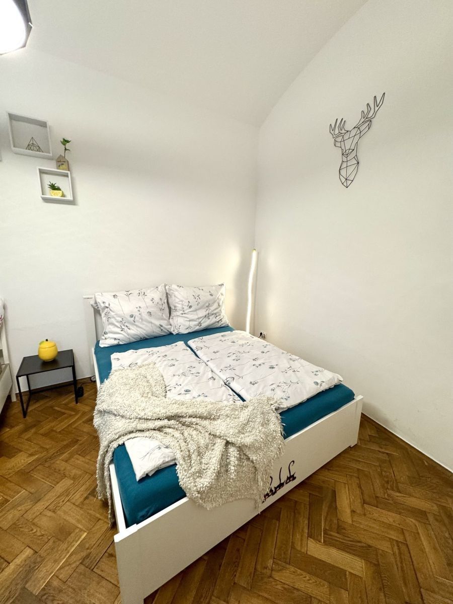 Byty, Navrátilova, Praha - Nové Město, 90 m² - 2