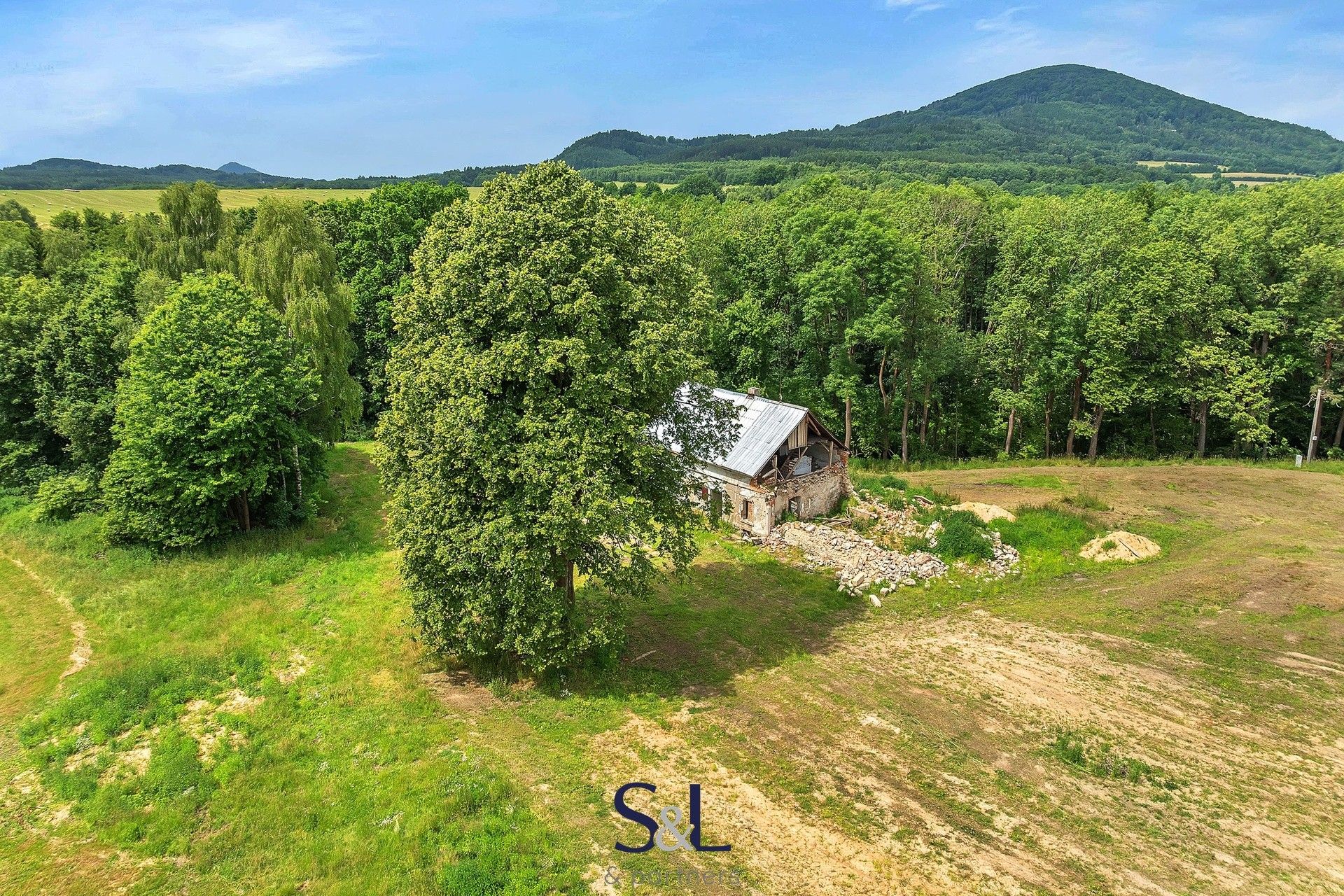 Rodinné domy, Jablonné v Podještědí Heřmanice v Podještědí, 150 m²