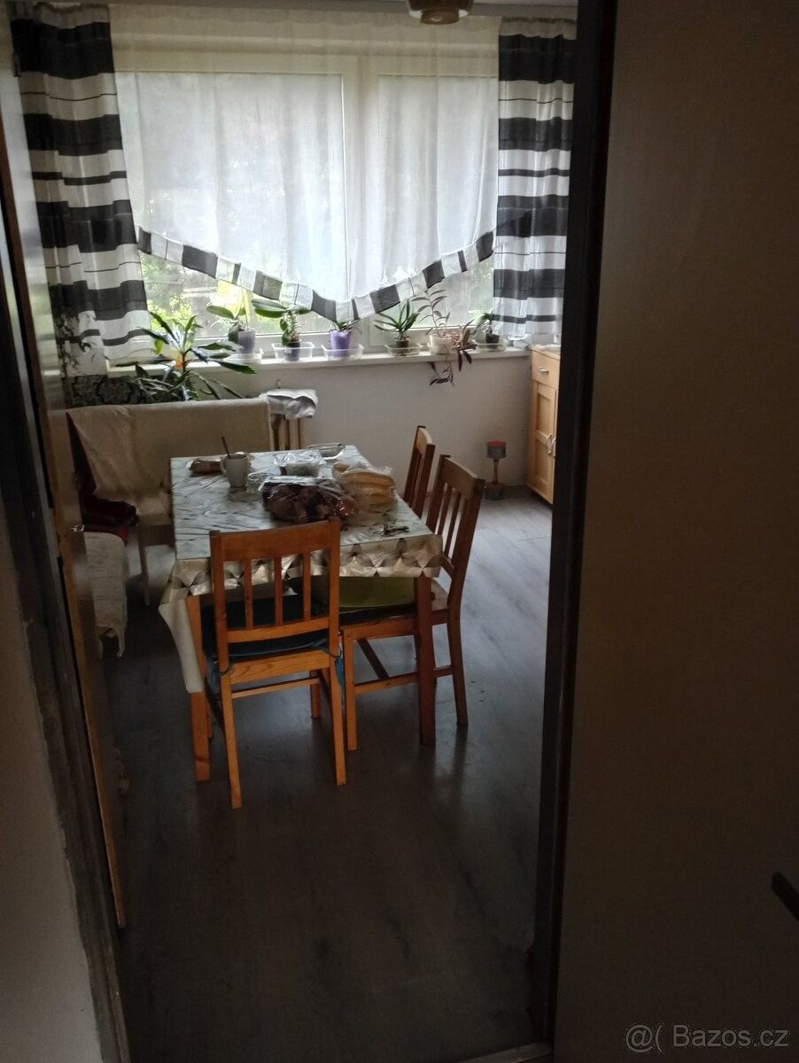 3+1, Praha, 198 00, 76 m²