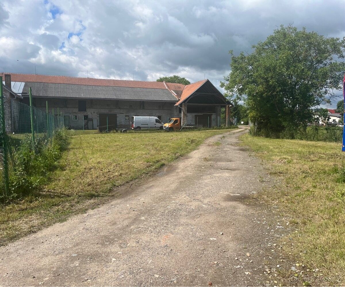 Pronájem byt - Čachovice u Mladé Boleslavě, 294 43