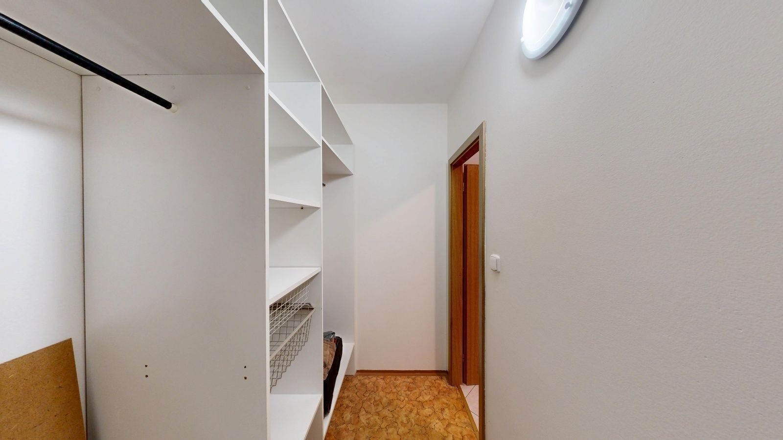2+kk, Hnězdenská, Praha, 50 m² - 2