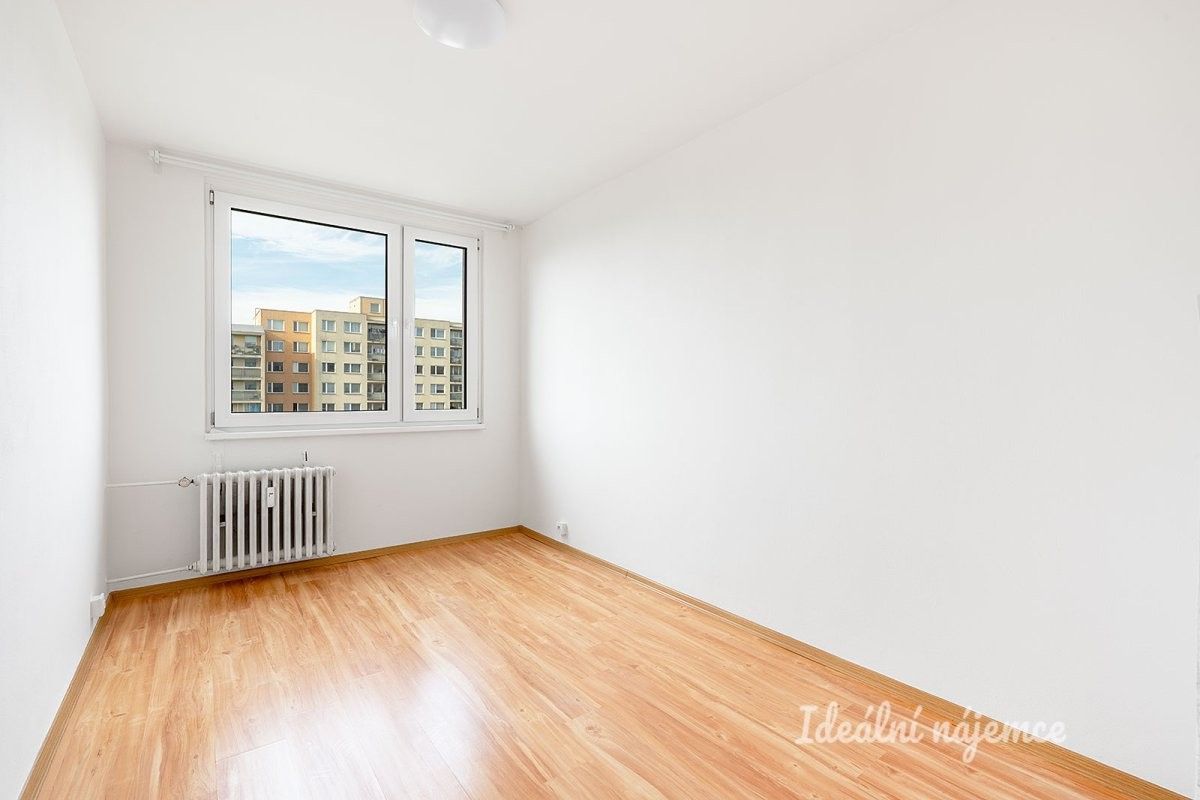 Byt 2+kk · 41 m² · Ciolkovského, Praha - 4